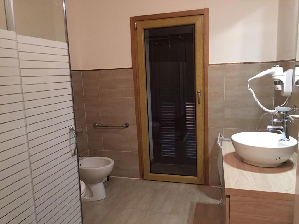 דירות ספיאצו Residenza Imm.R מראה חיצוני תמונה